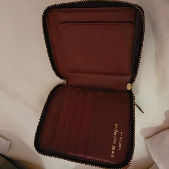 Maroon Comme des Garcons Square Zip Wallet - Picture 2 of 2